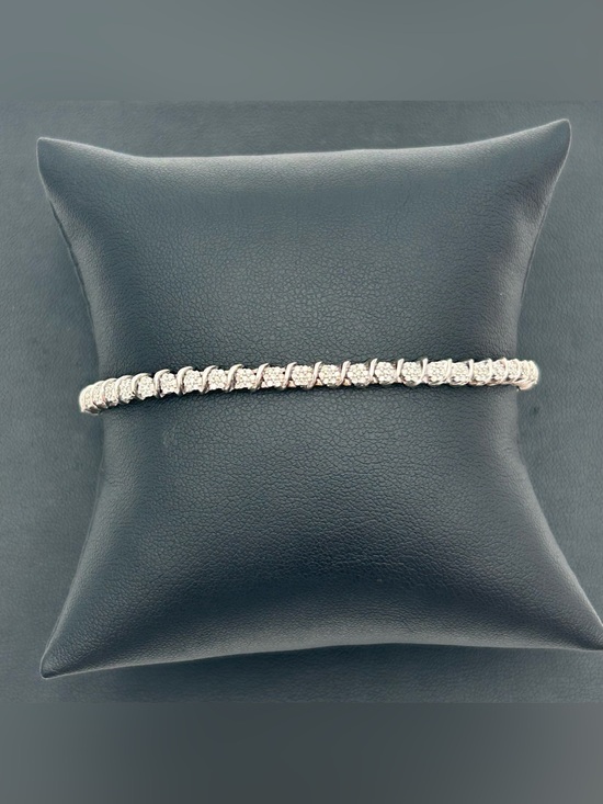 Jewelry - Sterling Silver Crystal “S” Pattern Tennis Bracelet